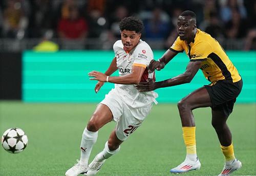 주니어 보이스 vs 갈라타사라이