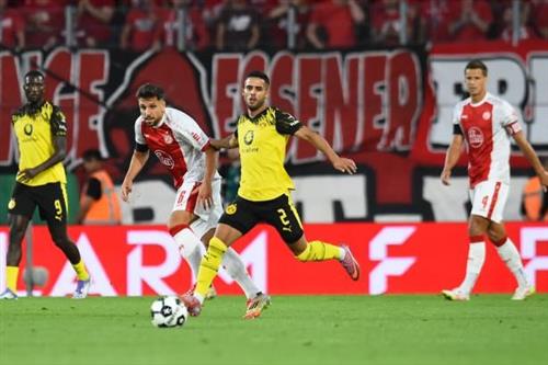 로테르바이스 에센 vs 보루시아 도르트문트