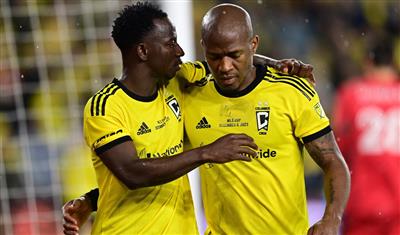 MLS 관계자: 로스앤젤레스 FC의 포워드 예보와 콜럼버스의 미드필더 존스가 출전 정지 처분을 받았습니다.