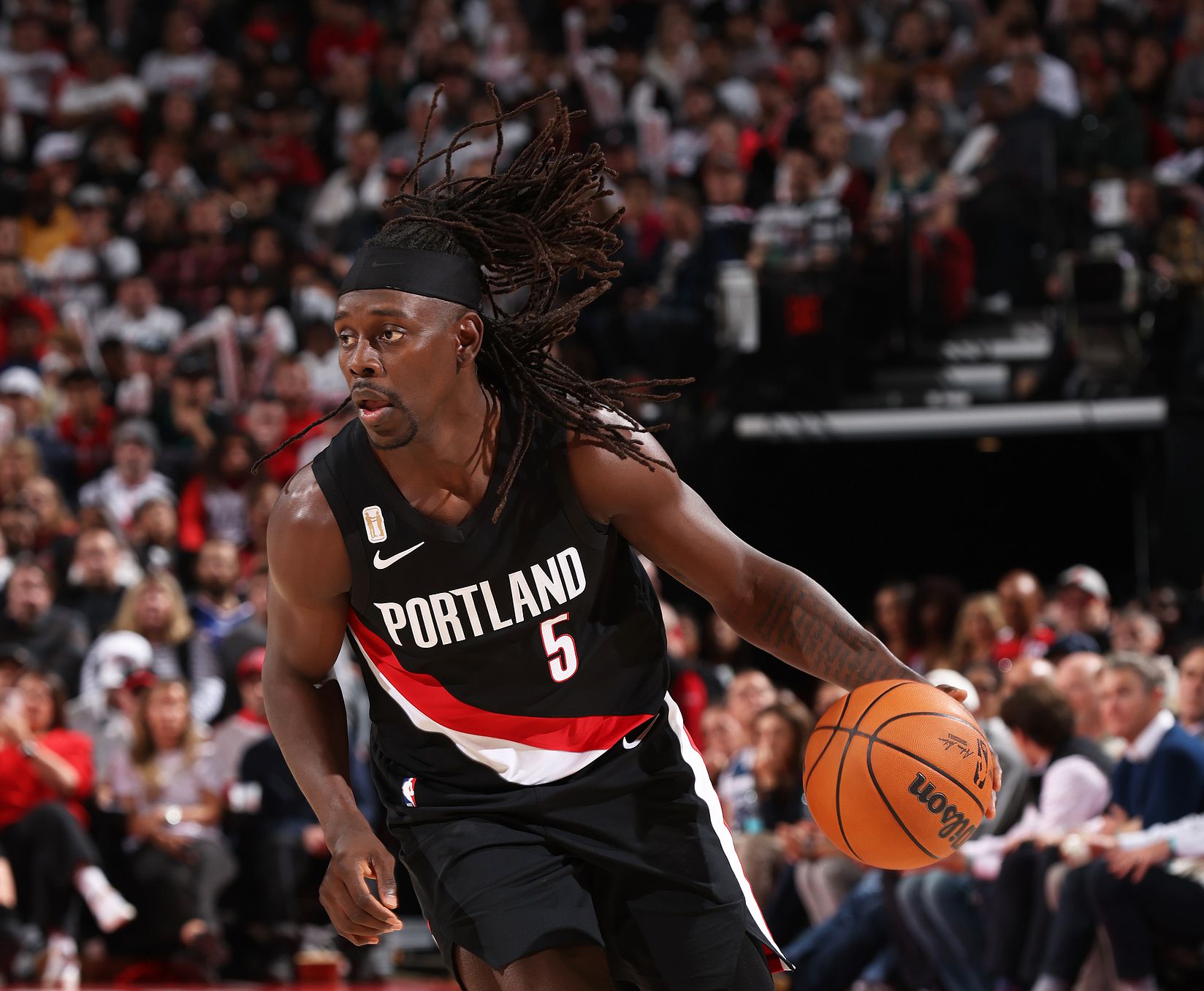 8명의 Trail Blazers 선수가 두 자릿수 득점을 기록했는데, 이는 2022년 4월 1일 이후 팀 역사상 처음입니다.