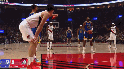 언론인: 어제는 양한센은 물론이고 커리에게 이름만 대고 고든도 참지 못했습니다.