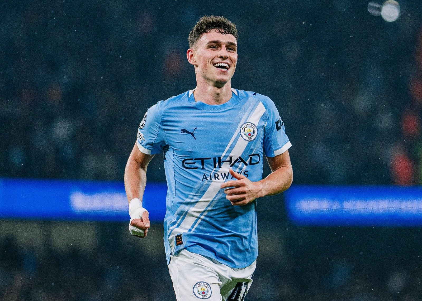 도르트문트를 상대로 더블슛! UEFA 관계자: 포덴이 이번 챔피언스리그 라운드 최고의 선수로 선출됐다.