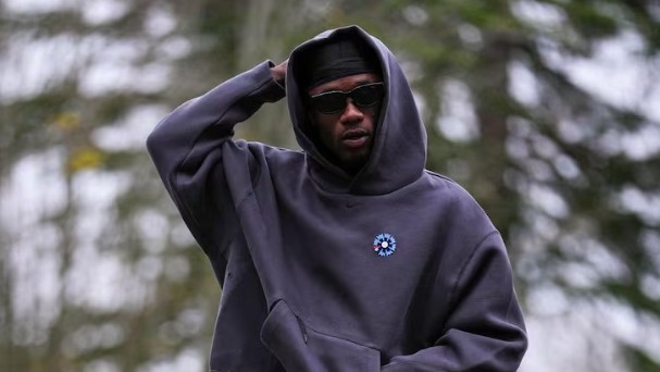 AS: 카마빙가는 다시 한 번 경기 전 마지막 연습을 놓쳤고, 데샹은 경기에 출전하지 않을 것임을 암시했습니다.