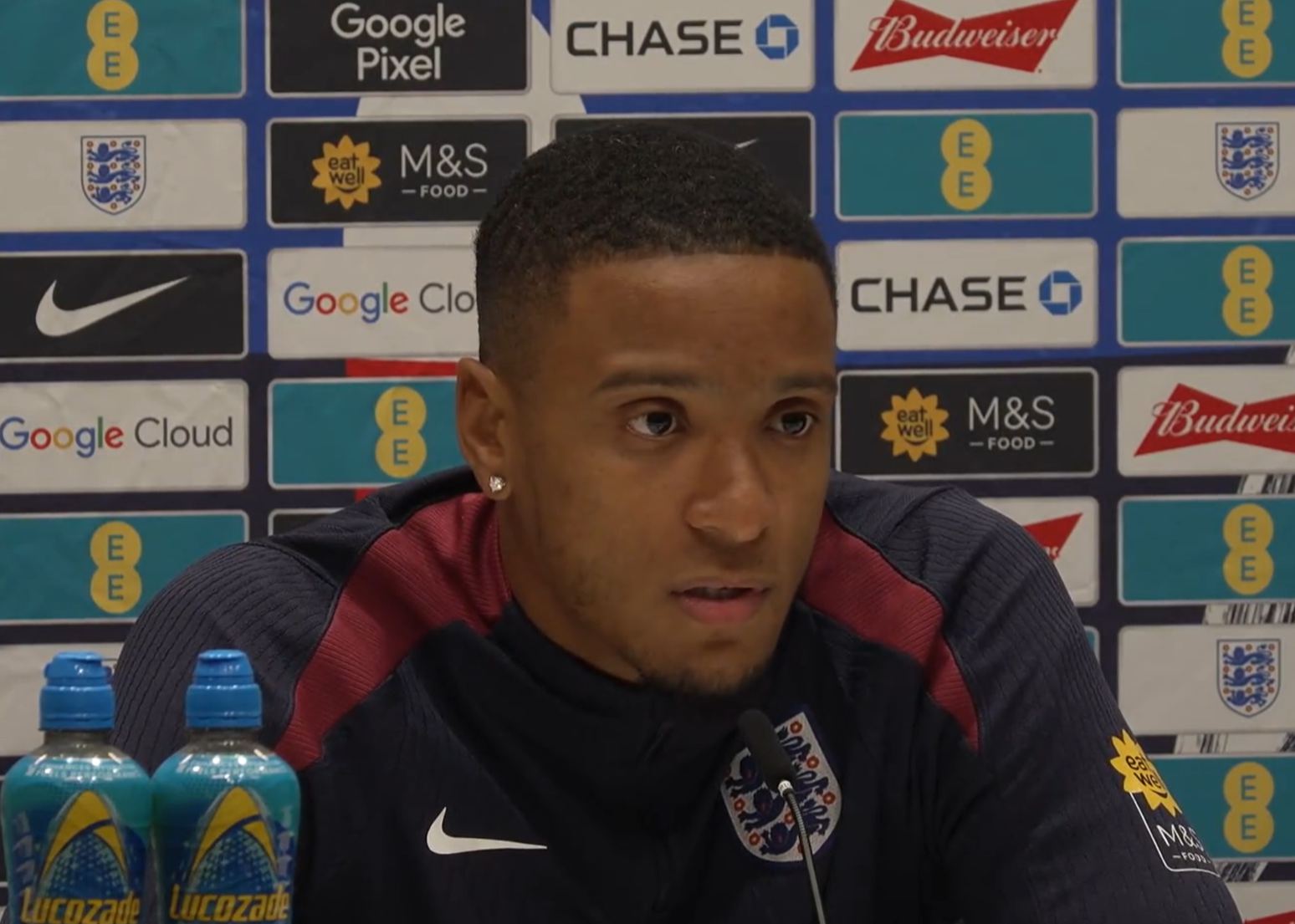 콘사: 에메리는 나에게 큰 의미가 있다. 팀의 공격 조직을 이끄는 중앙 수비수의 전략을 즐긴다.