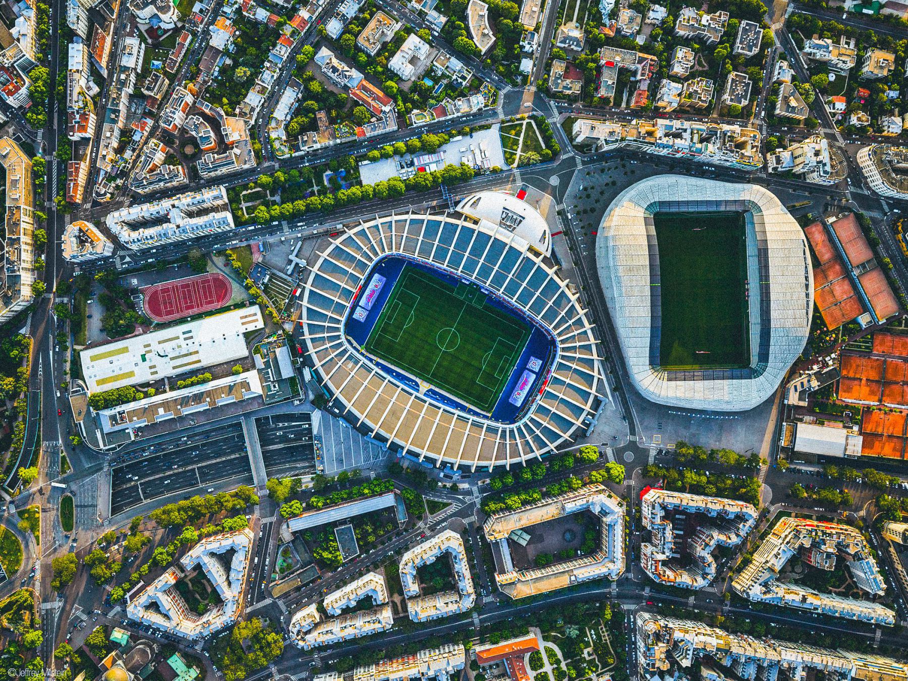 프랑스 언론: 프랑스-우크라이나 대결에 경호원 500명 동원, 폭발물 기폭 완료