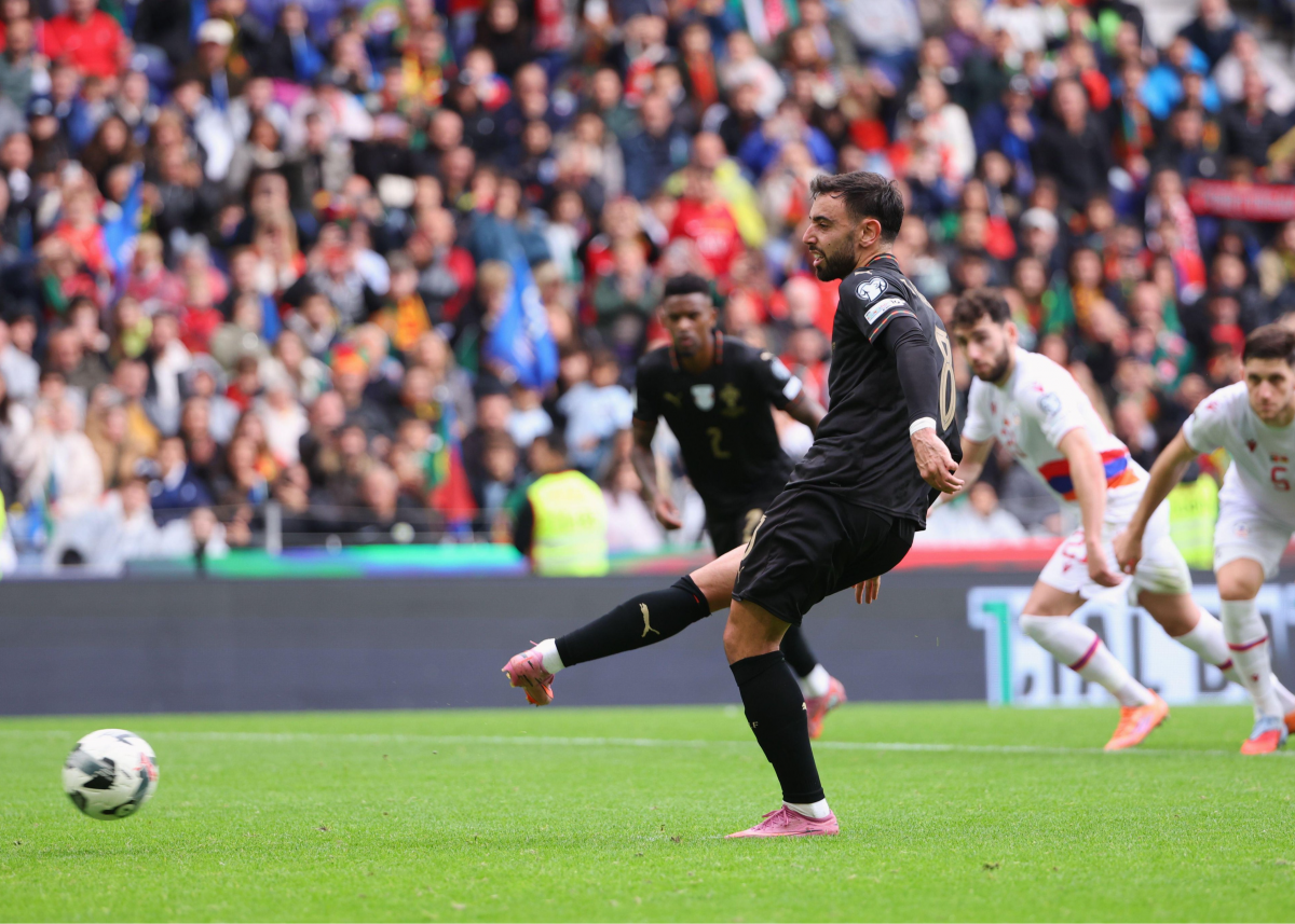 아르메니아와의 B 수수료에 대한 전체 게임 통계: 3골, 8개의 키 패스, 2개의 가로채기